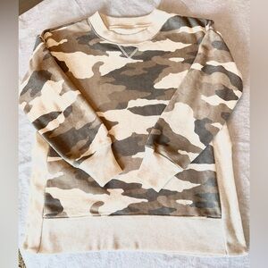 Aerie Crewneck Sweatshirt Beige/Gray Camo Women’s XS